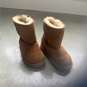 UGG Classic Tan Sheepskin Boots - kid size